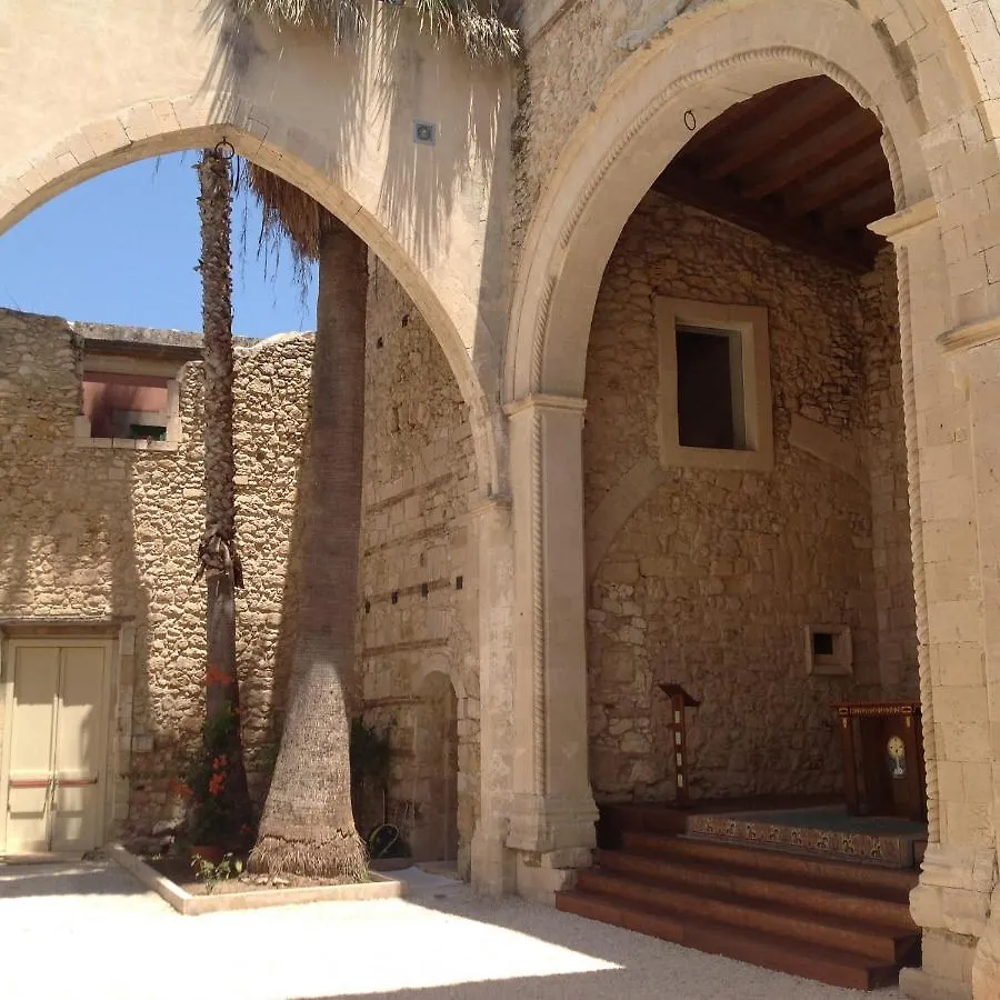 Rua 39 Fine Apartments By Dimore In Sicily Syracuse Italy